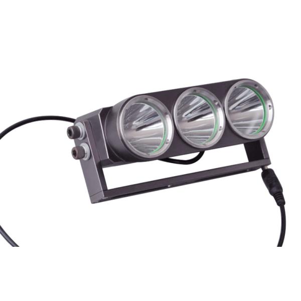 8.4V LED Hunting Torch , 2400 Lumen XML L2 Automobile Headlights