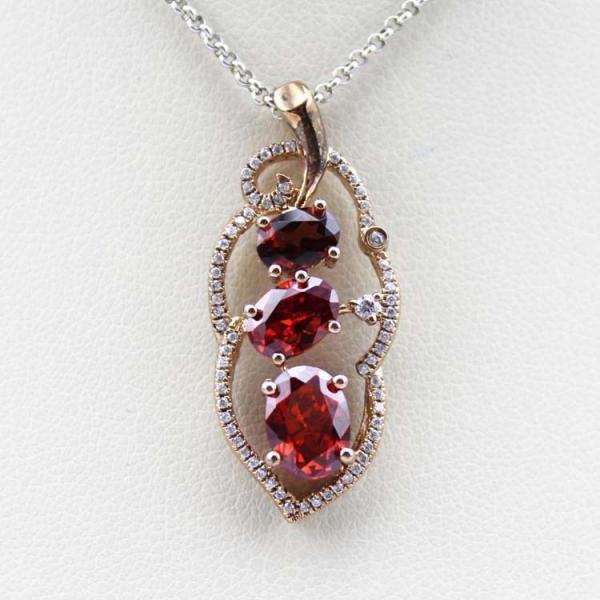 925 Silver Jewelry Amethyat CZ Diamonds Leaf ShapeThree Stones Pendant (PSJ0382)