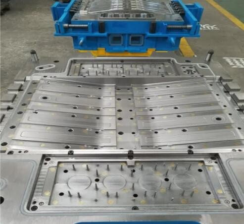 Buy High Stiffness  Permanent Mold Casting Aluminum Foundry CNC Machining at wholesale prices