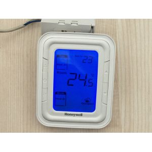 Honeywell Fan Coil Digital Thermostat T6861