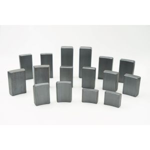 Quality Permanent Ferrite Magnets The Perfect Addition to Racing-Grade Motorcycle Motors 568pcs per Carton for sale