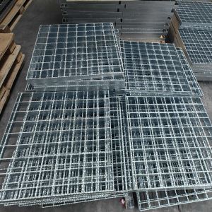 40mm Bearing Bar Spacing Cross Rod Grating Heavy Duty Walkways