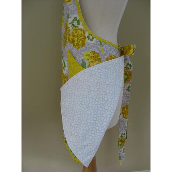 Ladies Apron, Floral Apron, Kitchen Apron, Full Cooking Apron, Gift For Women, Yellow Apron, cooking Apron, Adult Aprons