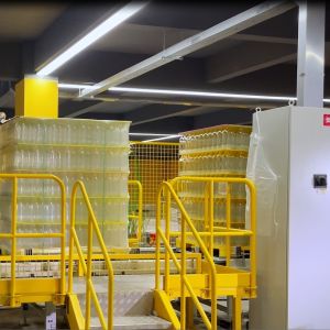 Quality Fully Automatic Plastic Bottle Depalletizer Bulk Glass Bottle Depalletizer for sale