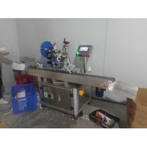High Accuracy Page Labeling Machine Bottle Sticker Machine