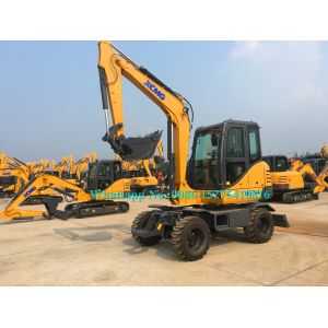 All Wheel Drive 4 Wheeled Mini Excavator , 6 Ton Excavator For Earth Moving