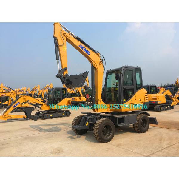 All Wheel Drive 4 Wheeled Mini Excavator , 6 Ton Excavator For Earth Moving