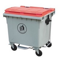 China 1100L waste bin with pedal on sale