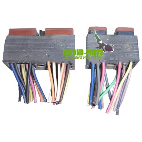 catererpillar 320A 320L E320 Excavator Spare Parts Controller Connector Plug