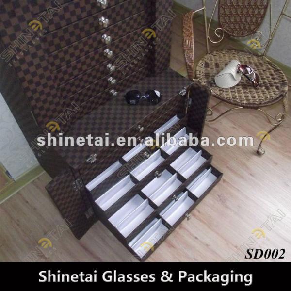 Placed 228pcs Glasses Eyewear Displays