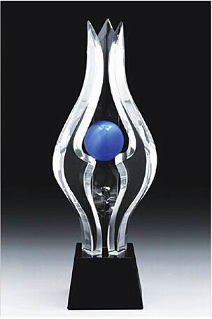 Buy Top Grade Crystal Trophy at wholesale prices