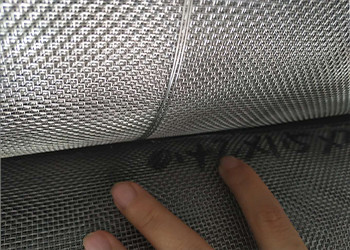 Heavy Duty Stainless Steel Square Wire Mesh Heat Resisting Feature