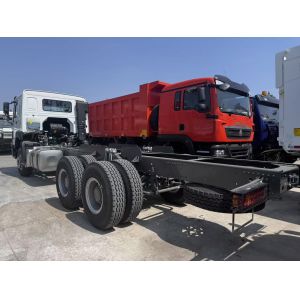 SINOTRUK HOWO LHD 6X4 Water Oil Tanker Chassis Cargo Chassis