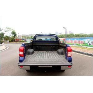 Dongfeng Yufeng Car Pickup Truck With Manual / Automatic Transmission