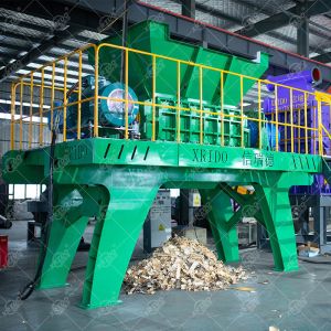 Automatic Furniture Shredder Machine 100-50000 Kg/hour Capacity 1-10 Cm Output 5