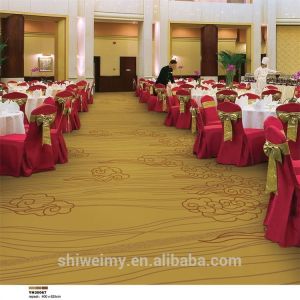 Quality Simple Cloud Totem pattern print nylon floor carpet for sale