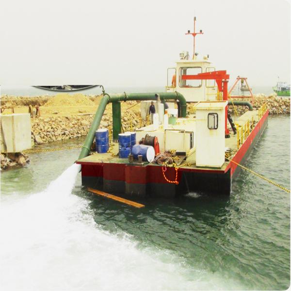 JMD450 dredger working at site