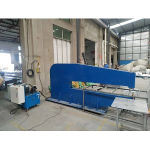 Self piercing riveting machine clinching machine