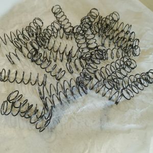 Stainless Steel Cylindrical Helical Compression Spring Customized Size