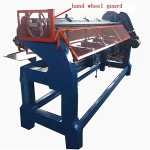 Corrugated Cardboard Mini Slotter Machine with 0-60*350mm Corner Cutter in