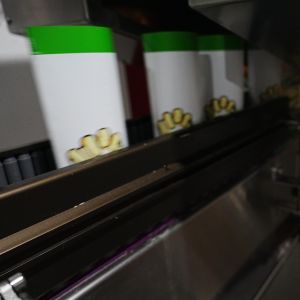 Automatic Sleeve Labeling Machine 9000-72000bph for Bottles Cans