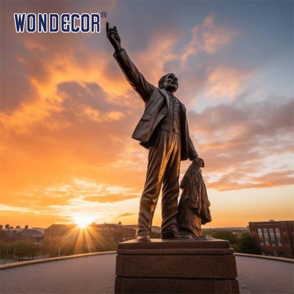 Buy Bronze sculptures of figures in large outdoor square parks at wholesale prices