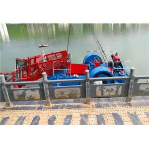 River Clean 1000m2 / Hour Trash Skimmer Machine Weed Dredger