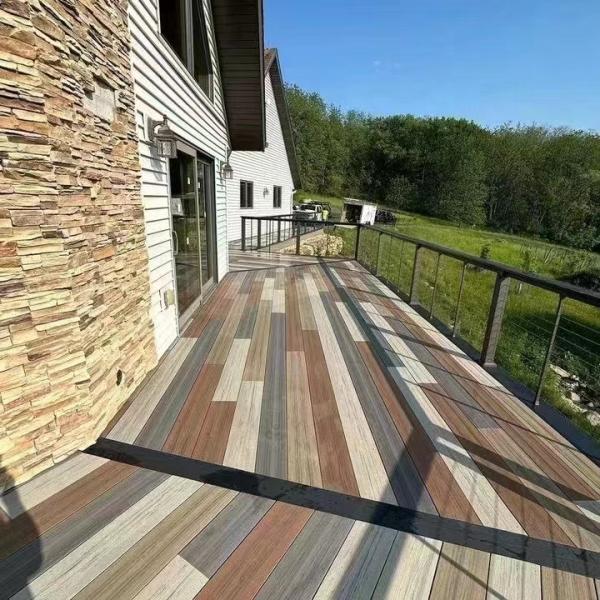 Glossy Surface 3D Embossed Waterproof Interlocking Composite Decking Floor Tiles Outdoor