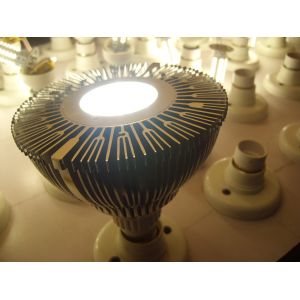 Quality Energy saving 220v 9w PAR30 led light for sale