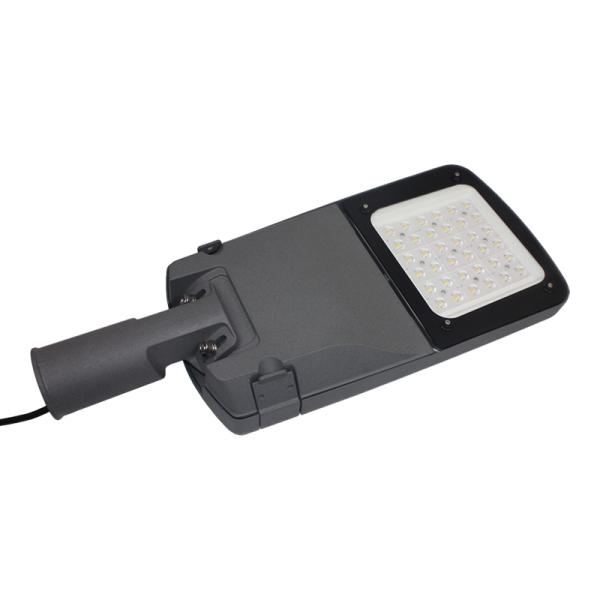 Die Casting Aluminum Housing LED Street Light Fixtures High Power AC90 - 305V Input Voltage