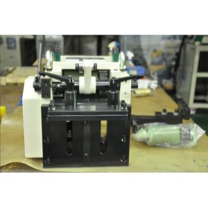 RUIHUI Fully Automatic Nc Servo Roll Feeder 20-100mm Material Width