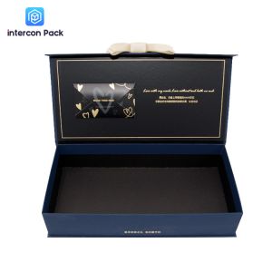 Cardboard Luxury Gift Packaging Boxes Clamshell With Ribbon Closure