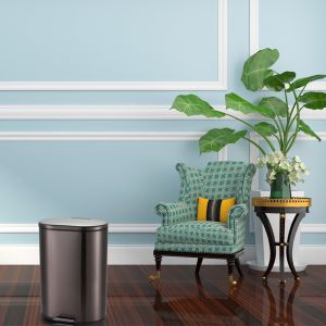 Smudge Resistant 12L Stainless Steel Step Trash Can