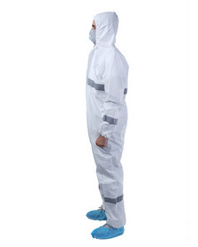 Buy Lightweight Disposable Protective Coverall Disposable Protective Clothing at wholesale prices