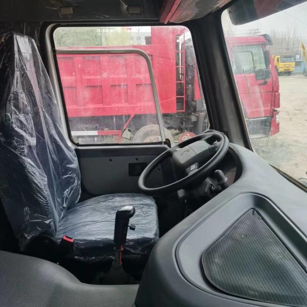 HOWO Used Tractor Truck Head Weichai Engine Original 6*4 Semi Trailer Truck Tractor