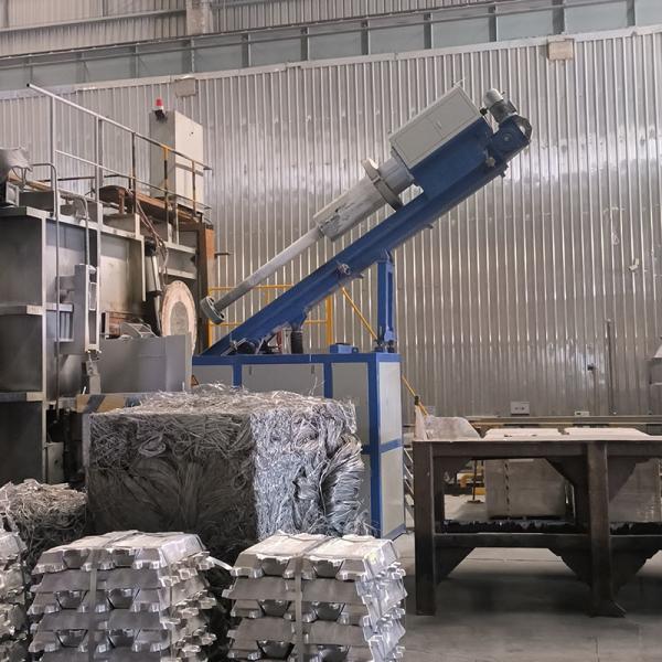 30° Rotor Swing Range Rotary Flux Injector 12V Output Voltage Lifted By Crane In Industrial