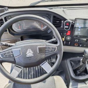 Manual Transmission 7 Tons Light Refrigerated Truck HOWO Refrigerator