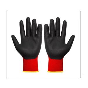Red Hand Protection 18 Gauge Foam Nitrile Gloves