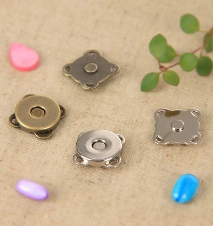2020 metal double face rivet magnet button
