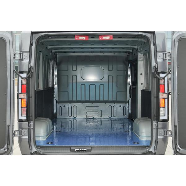 SRM Shineray E3 Truck Large Space Luxury Version Used Van Max. Power kW 220 299Ps