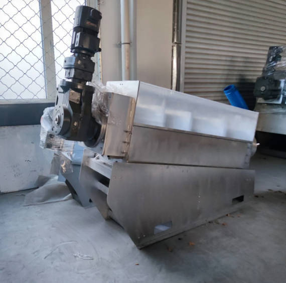 Low Energy Consumption And High Efficiency Fully Automatic Sludge Thickening