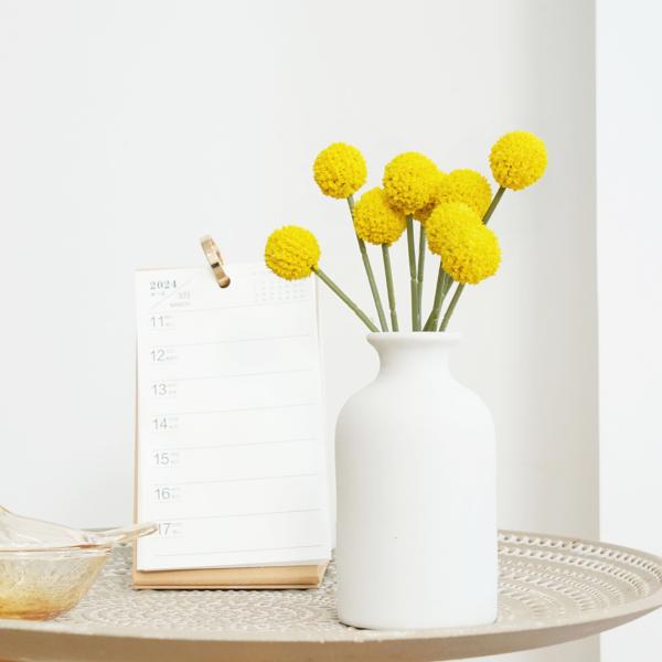 Simulated flowers with a high-end and realistic feel, bundled with golden balls, hotel soft decoration flower materials, cross-border hot selling DIY