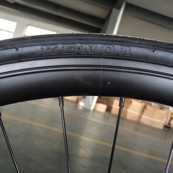 13kg Gloss Weight 700C Fixed Gear Bike for Fixie Gear Bicycle Single Speed Road Bike