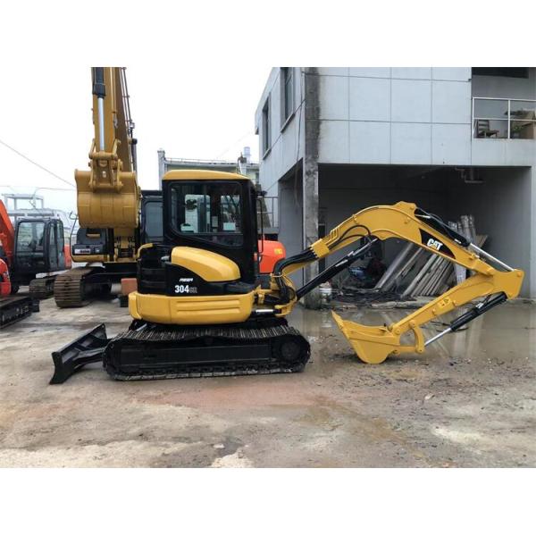 Made in Japan Used CAT 304 Mini Excavator in Shanghai and Original Hydraulic Pump