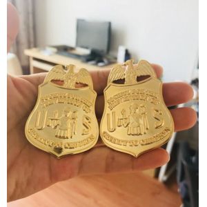 Superior Quality Control Metal Die Struck Money Clip Customized