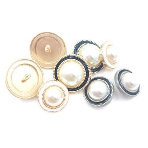 2021 high quality pearl plastic button with shank