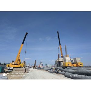 Silent Pile Foundation Equipment 460 Tons Piling Capacity Eco - Friendly
