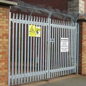 Assembled 2.4 M Palisade Metal Fencing Galvanised European Style