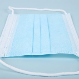China Healthcare Disposable Dust 50 Pack 3 Ply Face Mask on sale