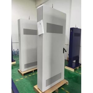 Android Outdoor Digital Sign Boards 49 55 Inch High Brightness Energy Saving